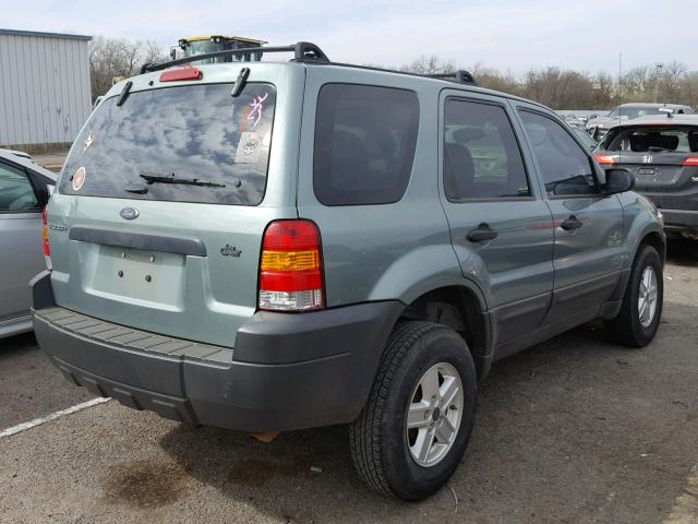 1FMYU02Z35KC93046 - 2005 FORD ESCAPE XLS GREEN photo 4