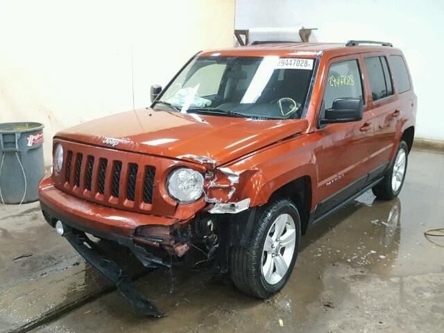 1C4NJRFB5CD573151 - 2012 JEEP PATRIOT LA ORANGE photo 2