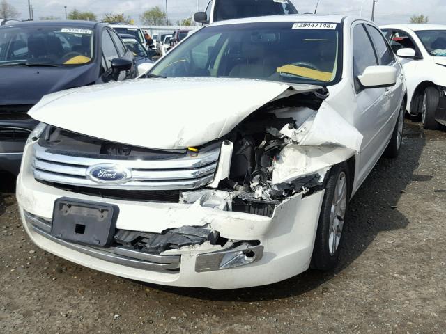 3FAHP02138R128433 - 2008 FORD FUSION SEL WHITE photo 2