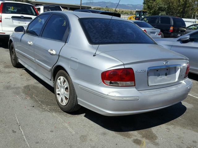 KMHWF25S24A954324 - 2004 HYUNDAI SONATA GL SILVER photo 3