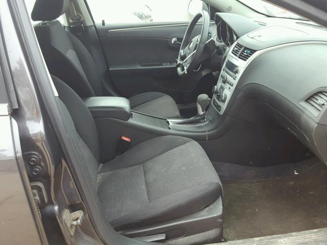 1G1ZC5E02CF249463 - 2012 CHEVROLET MALIBU 1LT 灰色 照片 5
