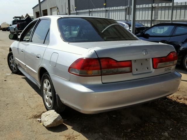 1HGCG66882A112956 - 2002 HONDA ACCORD EX SILVER photo 3