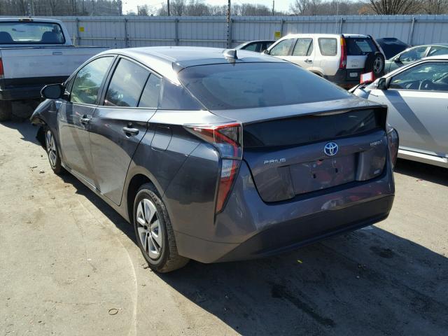 JTDKARFUXH3038771 - 2017 TOYOTA PRIUS GRAY photo 3