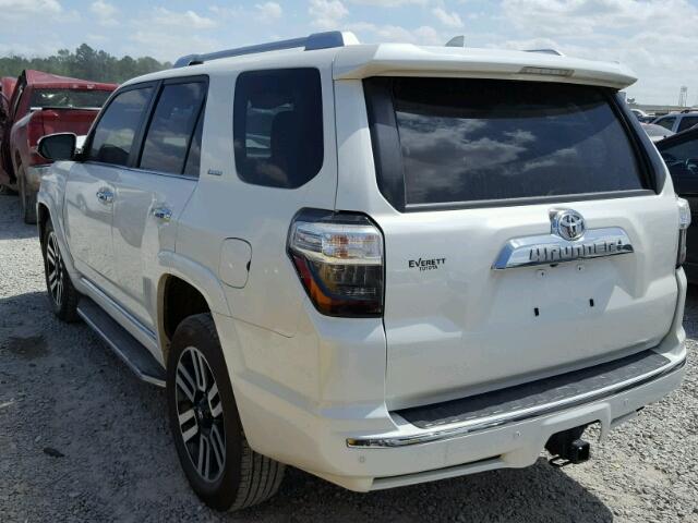 JTEBU5JR2G5305452 - 2016 TOYOTA 4RUNNER SR WHITE photo 3