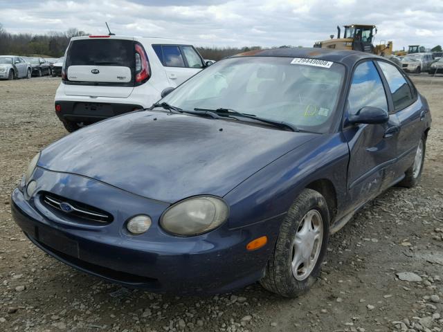 1FAFP52U3WG137541 - 1998 FORD TAURUS LX BLUE photo 2