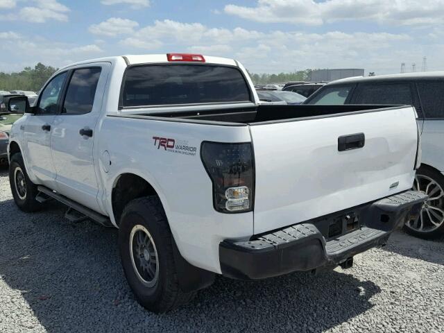 5TFDW5F19AX149481 - 2010 TOYOTA TUNDRA CRE WHITE photo 3