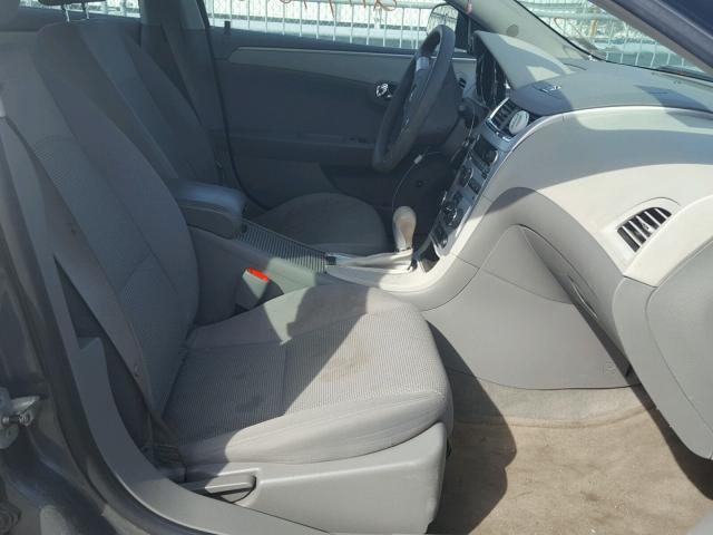 1G1ZG57B19F248929 - 2009 CHEVROLET MALIBU LS ნაცრისფერი ფოტო 5