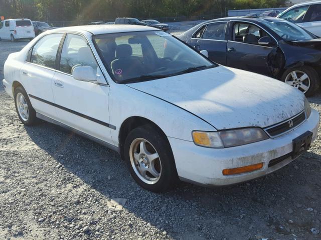 1HGCD5538TA235912 - 1996 HONDA ACCORD LX WHITE photo 1