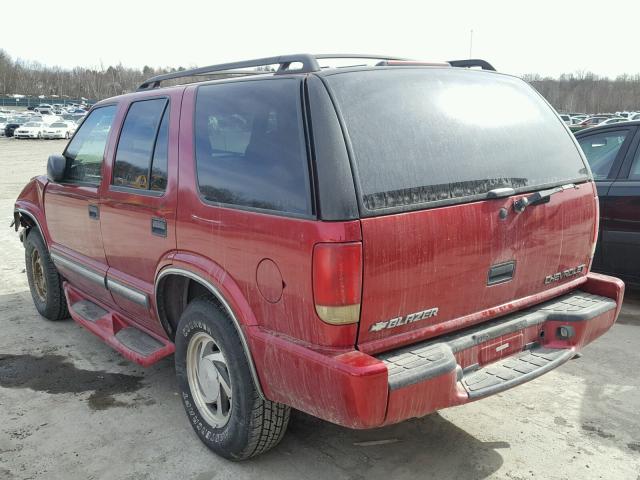 1GNDT13W912146280 - 2001 CHEVROLET BLAZER RED photo 3