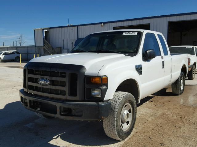 1FTSX21538EB33294 - 2008 FORD F250 SUPER WHITE photo 2