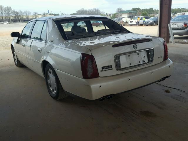 1G6KE57Y61U246759 - 2001 CADILLAC DEVILLE DH WHITE photo 3