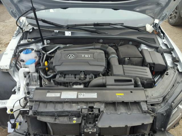 1VWDT7A35HC003851 - 2017 VOLKSWAGEN PASSAT R-L SILVER photo 7