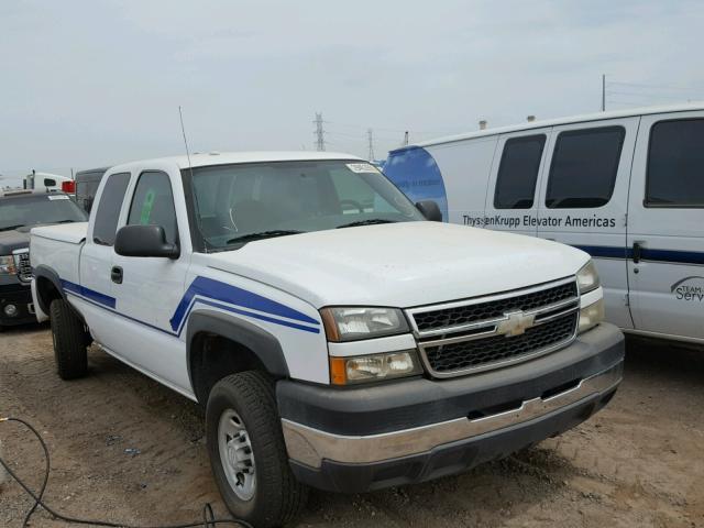 1GCHC29U76E173862 - 2006 CHEVROLET SILVERADO WHITE photo 1