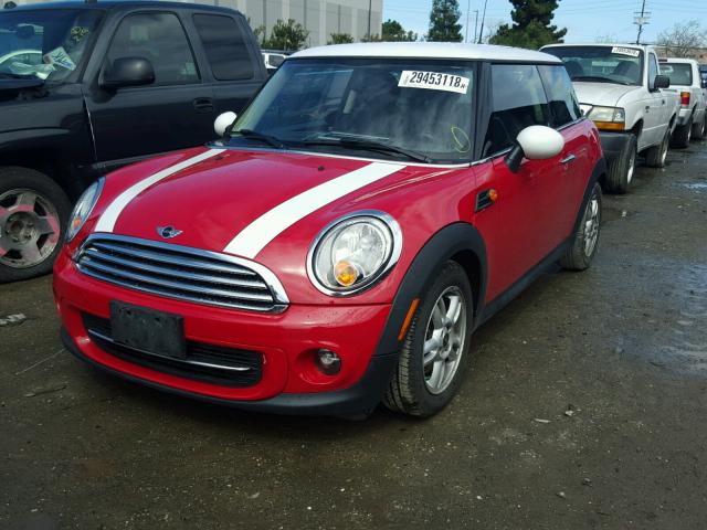 WMWSU3C5XDT545730 - 2013 MINI COOPER RED photo 2