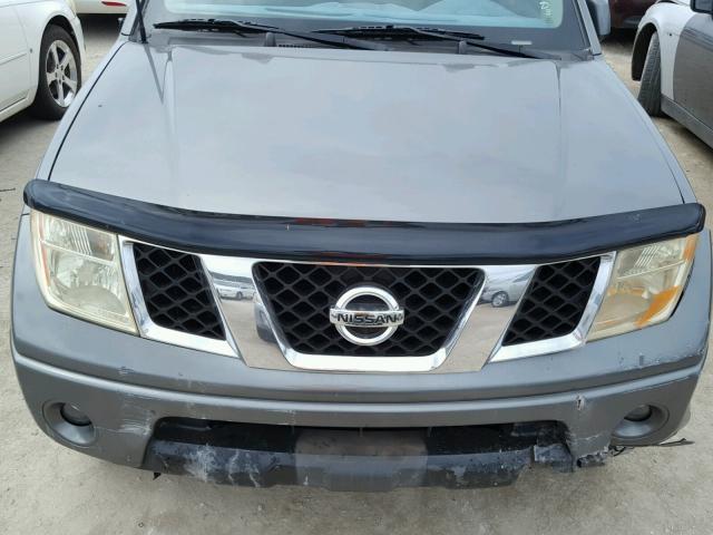 1N6AD07UX5C419347 - 2005 NISSAN FRONTIER C GRAY photo 7