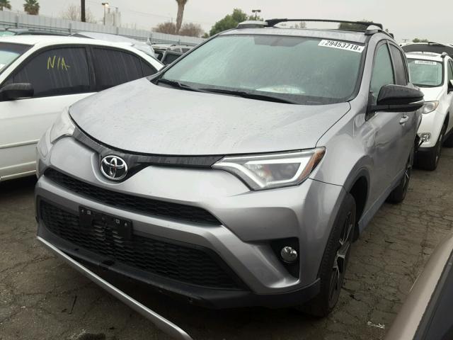 2T3NFREV1GW240290 - 2016 TOYOTA RAV4 SE GRAY photo 2