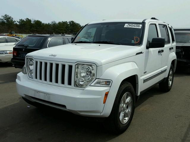 1C4PJMAK4CW204417 - 2012 JEEP LIBERTY SP WHITE photo 2