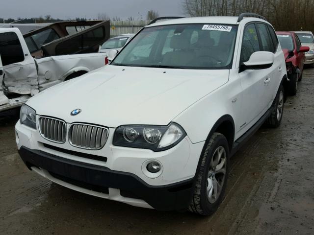 WBXPC9C40AWJ34369 - 2010 BMW X3 XDRIVE3 WHITE photo 2