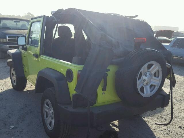 1C4AJWAG3GL278108 - 2016 JEEP WRANGLER S GREEN photo 3