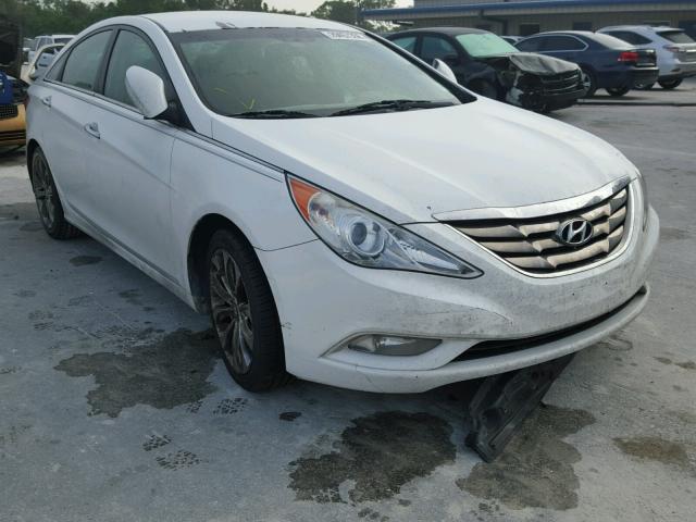 5NPEC4AC7BH235899 - 2011 HYUNDAI SONATA SE WHITE photo 1