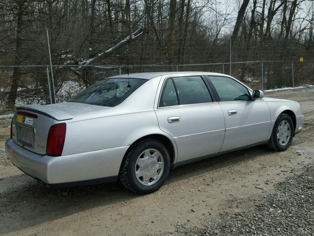 1G6KD54Y51U271241 - 2001 CADILLAC DEVILLE SILVER photo 4