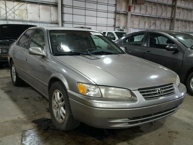 JT2BF22K6X0155933 - 1999 TOYOTA CAMRY LE BEIGE photo 1