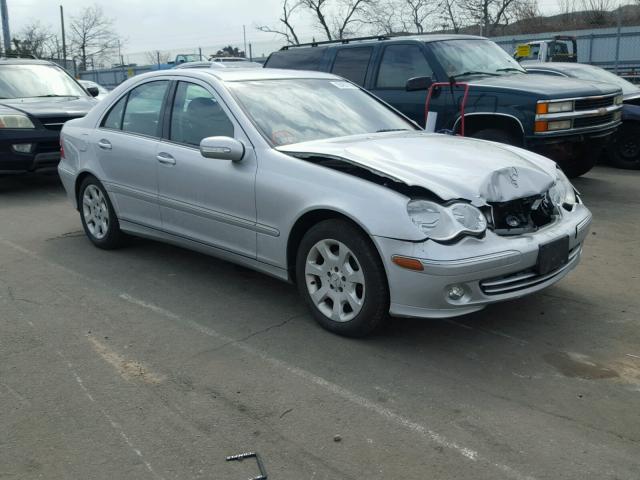 WDBRF84J95F615737 - 2005 MERCEDES-BENZ C 320 4MAT SILVER photo 1