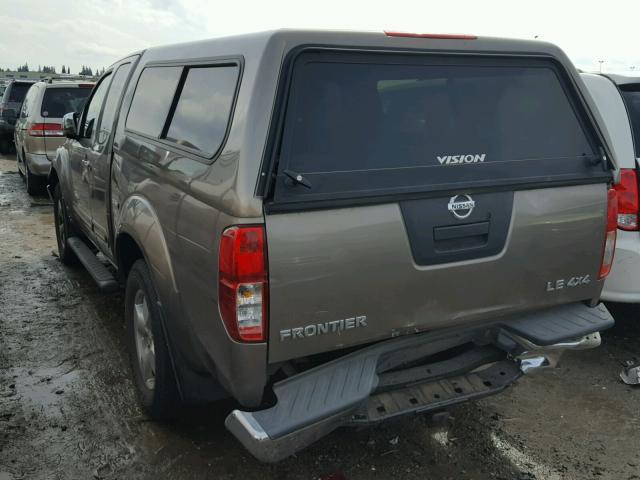 1N6AD06W26C429939 - 2006 NISSAN FRONTIER K GRAY photo 3