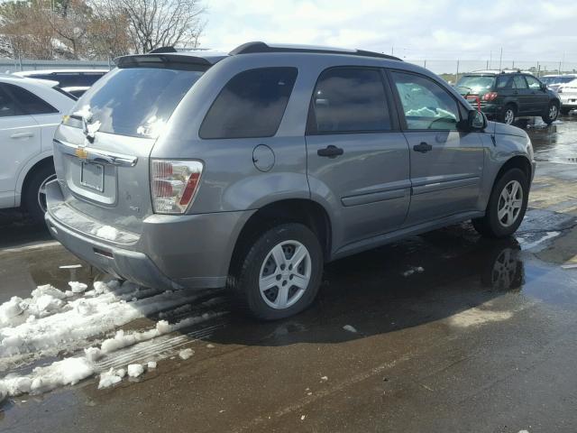 2CNDL23F666210182 - 2006 CHEVROLET EQUINOX LS GRAY photo 4