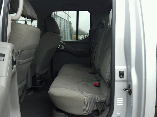 1N6AD0EV6FN744286 - 2015 NISSAN FRONTIER S SILVER photo 6