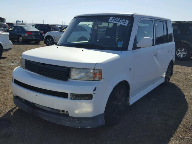 JTLKT334840138430 - 2004 TOYOTA SCION XB 白色 照片 2