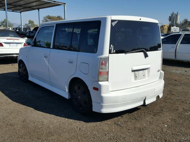JTLKT334840138430 - 2004 TOYOTA SCION XB 白色 照片 3