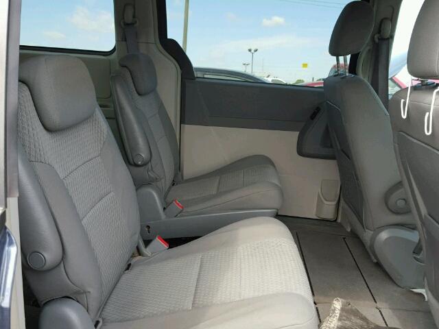 2A8HR54P88R799176 - 2008 CHRYSLER TOWN & COU BLUE photo 6