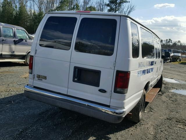 1FBSS31L74HA62102 - 2004 FORD ECONOLINE WHITE photo 4