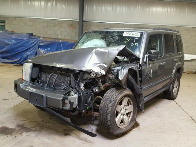 1J8HG48K57C578768 - 2007 JEEP COMMANDER GRAY photo 2