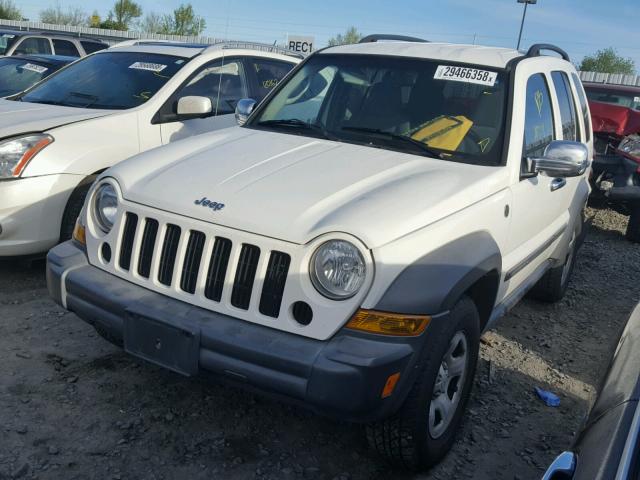 1J4GL48K47W513689 - 2007 JEEP LIBERTY SP WHITE photo 2