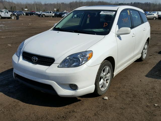 2T1KR32E68C699063 - 2008 TOYOTA COROLLA MA WHITE photo 2