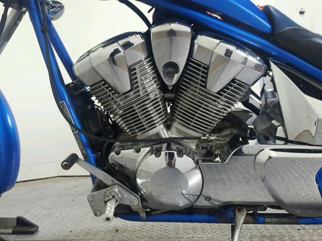 JH2SC6103CK200145 - 2012 HONDA VT1300 CX BLUE photo 11