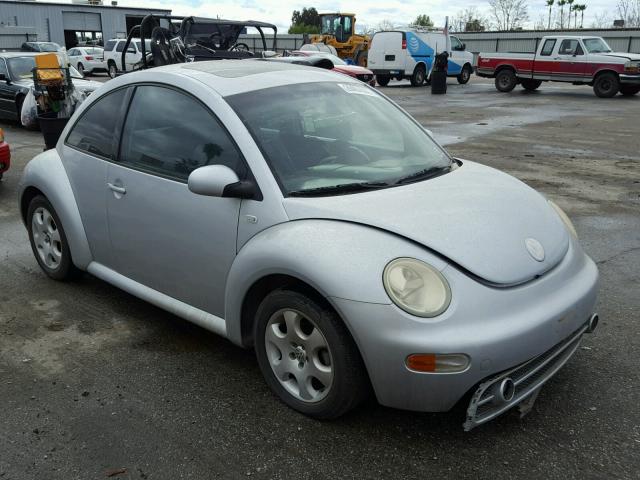 3VWCK21CX2M452174 - 2002 VOLKSWAGEN NEW BEETLE 银色 照片 1