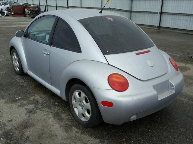 3VWCK21CX2M452174 - 2002 VOLKSWAGEN NEW BEETLE 银色 照片 3