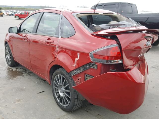 1FAHP3GN0AW268813 - 2010 FORD FOCUS SES RED photo 3