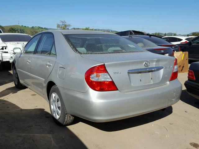 4T1BE30K14U294158 - 2004 TOYOTA CAMRY LE SILVER photo 3