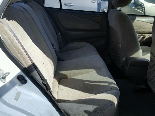 1Y1SK5281WZ426900 - 1998 CHEVROLET GEO PRIZM 白色 照片 6