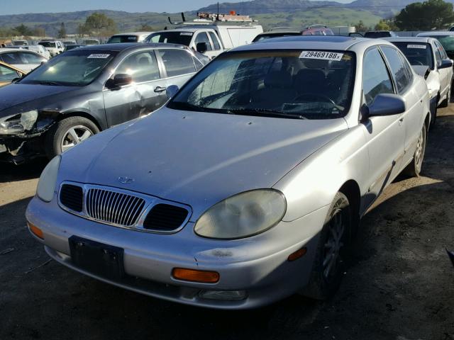 KLAVA6924YB253890 - 2000 DAEWOO LEGANZA CD SILVER photo 2