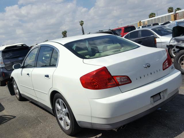 JNKCV51E23M317876 - 2003 INFINITI G35 WHITE photo 3