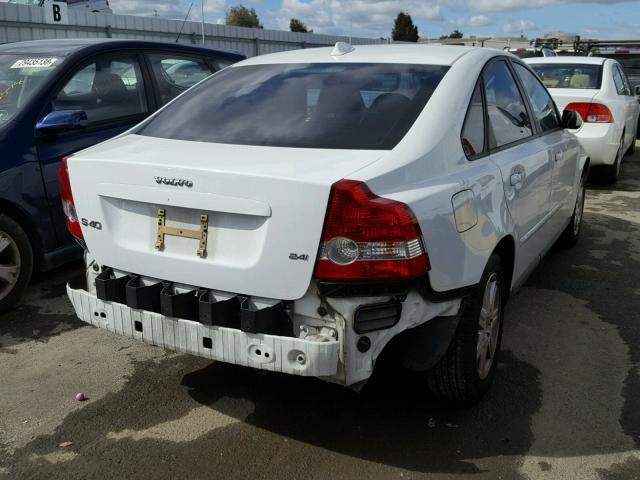 YV1MS390362182557 - 2006 VOLVO S40 2.4I WHITE photo 4