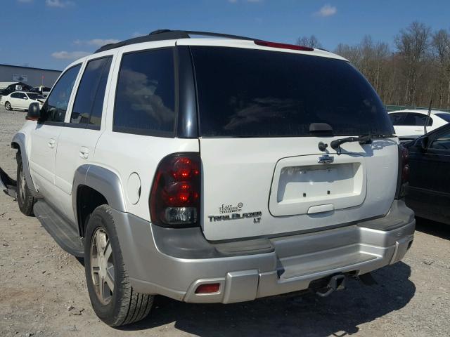 1GNDT13S352188852 - 2005 CHEVROLET TRAILBLAZE WHITE photo 3