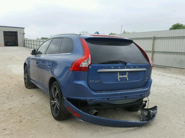 YV449MRS6H2019037 - 2017 VOLVO XC60 T6 BLUE photo 3