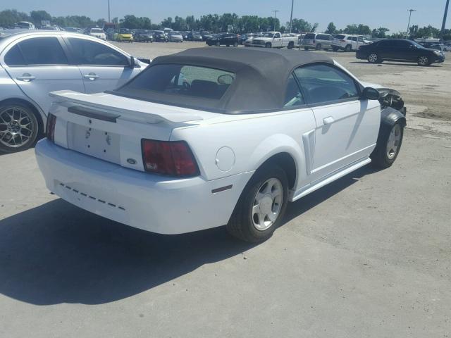 1FAFP4442YF203853 - 2000 FORD MUSTANG WHITE photo 4