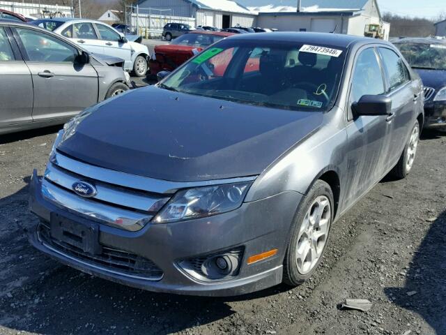 3FAHP0HA0BR205970 - 2011 FORD FUSION SE CHARCOAL photo 2